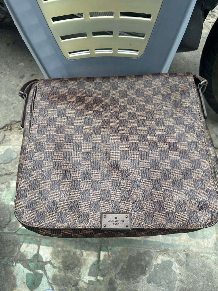 Túi đeo chéo Louis Vuitton chính hãng, size 28x30. Mua bán Túi xách tại Quận 5 Tp Hồ Chí Minh được đăng bởi Hào  hình 1