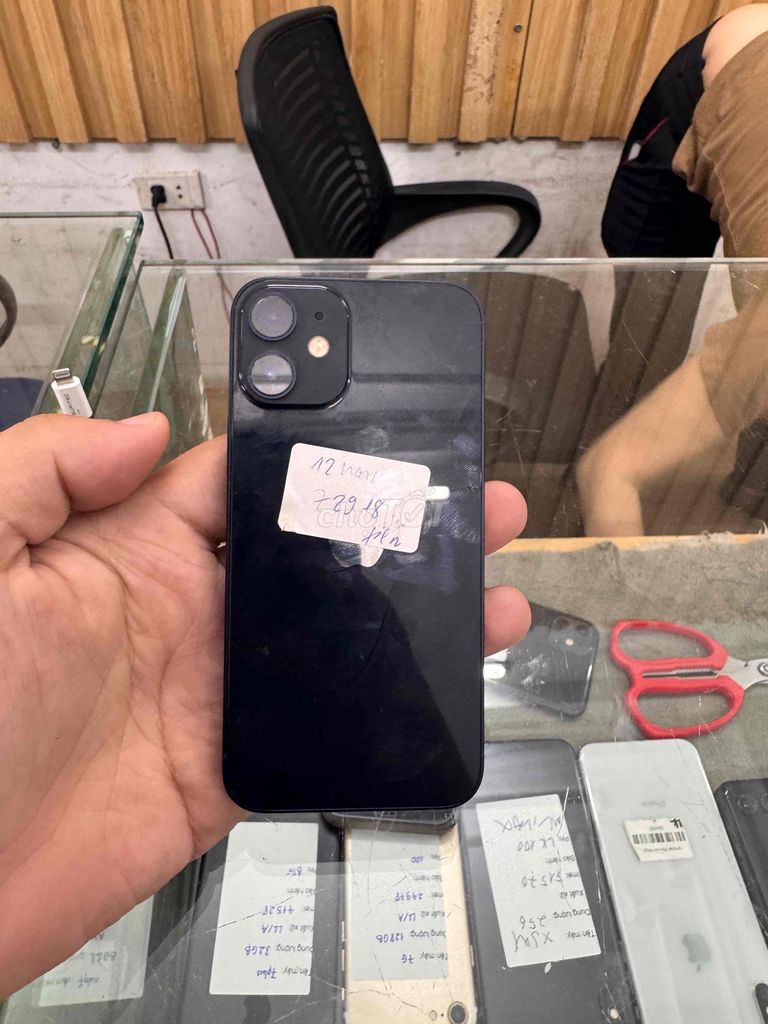 Apple iPhone 12 64GB Đen QT zin all FUll CN. Mua bán Điện thoại tại Quận Đống Đa Hà Nội được đăng bởi  HT Mobie Trả góp nợ xáu bao duyệt hình 1