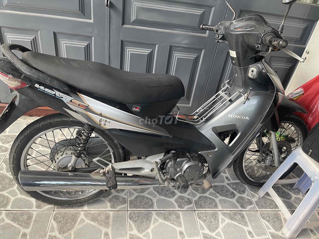 Xe zin từ a tới z chưa bổ máy xe ít đi .. Mua bán Xe máy tại Thành phố Biên Hòa Đồng Nai được đăng bởi Hung Do hình 1