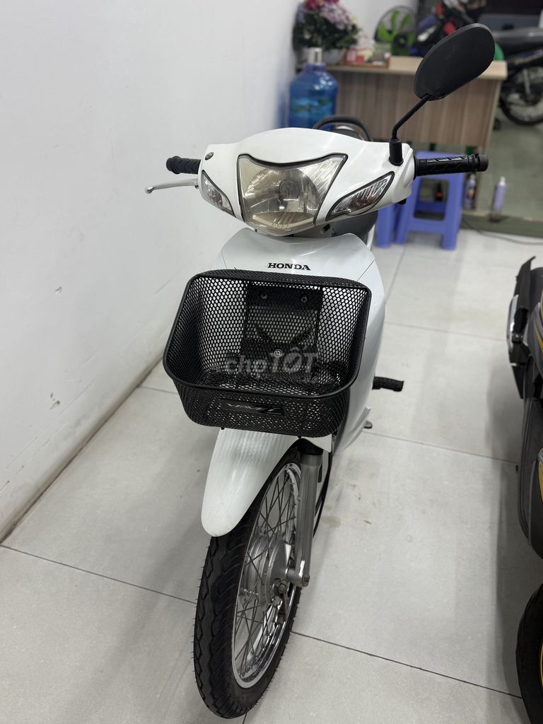 Honda Wave 100 2015 Trắng , Rin . 1 chủ. Mua bán Xe máy tại Huyện Trảng Bom Đồng Nai được đăng bởi Trần đình trung  hình 4