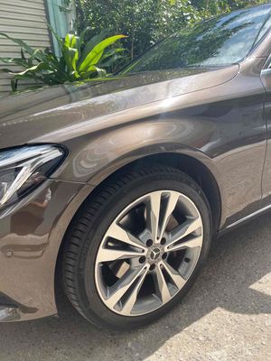 Mercedes-Benz C250 Exclusive 2017 Nâu