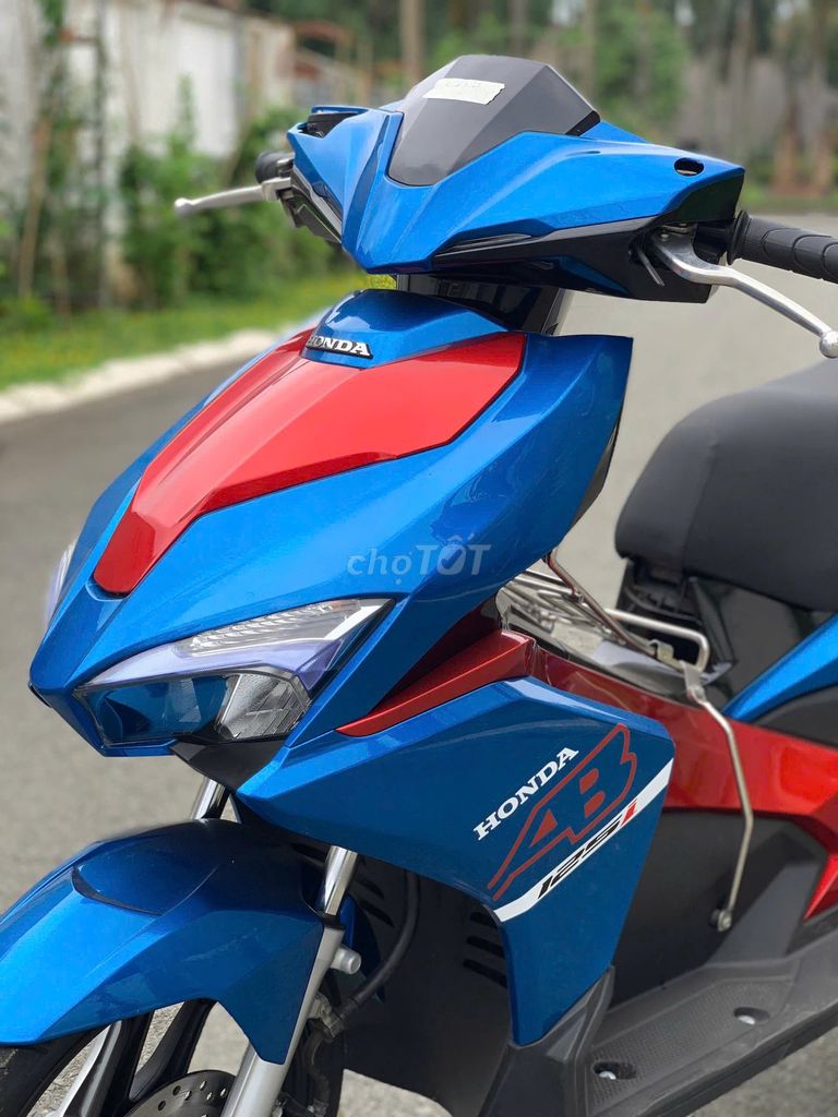 Honda Air Blade 2016 125 Đỏ Xanh. Mua bán Xe máy tại Huyện Trảng Bom Đồng Nai được đăng bởi Của Hàng Xe Máy U Phong hình 2