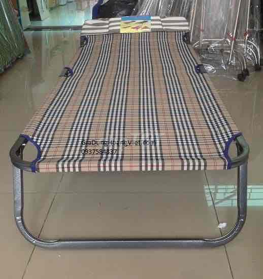 Giường xếp khung kim loại vải kẻ sọc. Mua bán Giường, chăn ga gối nệm tại Thành phố Thủ Đức Tp Hồ Chí Minh được đăng bởi phong hình 1