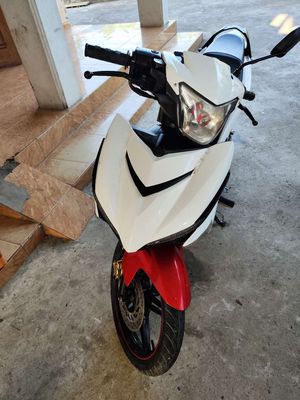 Yamaha Exciter 2016 Trắng đỏ. Mua bán Xe máy tại Huyện Thuỷ Nguyên Hải Phòng được đăng bởi Nguyễn Thuyết