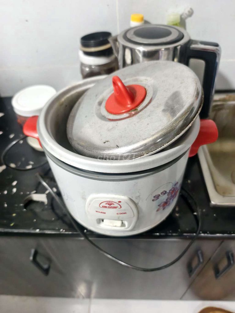 Nồi cơm điện Kim Cương Trắng Kim loại. Mua bán Bếp, lò, đồ điện nhà bếp tại Quận Cái Răng Cần Thơ được đăng bởi khan hình 1