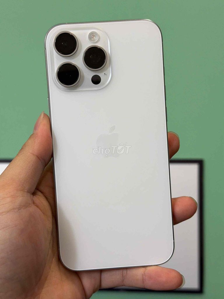 Apple iPhone 16 Pro Max 256GB Bạc 95%. Mua bán Điện thoại tại Quận Thanh Xuân Hà Nội được đăng bởi Lê Tuấn anh hình 1