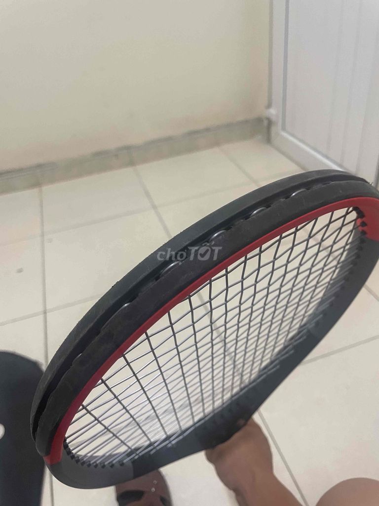Vợt tennis Wilson Clash 100L Đen, Đỏ cũ. Mua bán Đồ thể thao, Dã ngoại tại Huyện Chương Mỹ Hà Nội được đăng bởi Vũ Văn Huyên hình 1