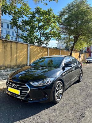 Hyundai Elantra 2019 2.0 AT 82000 km
