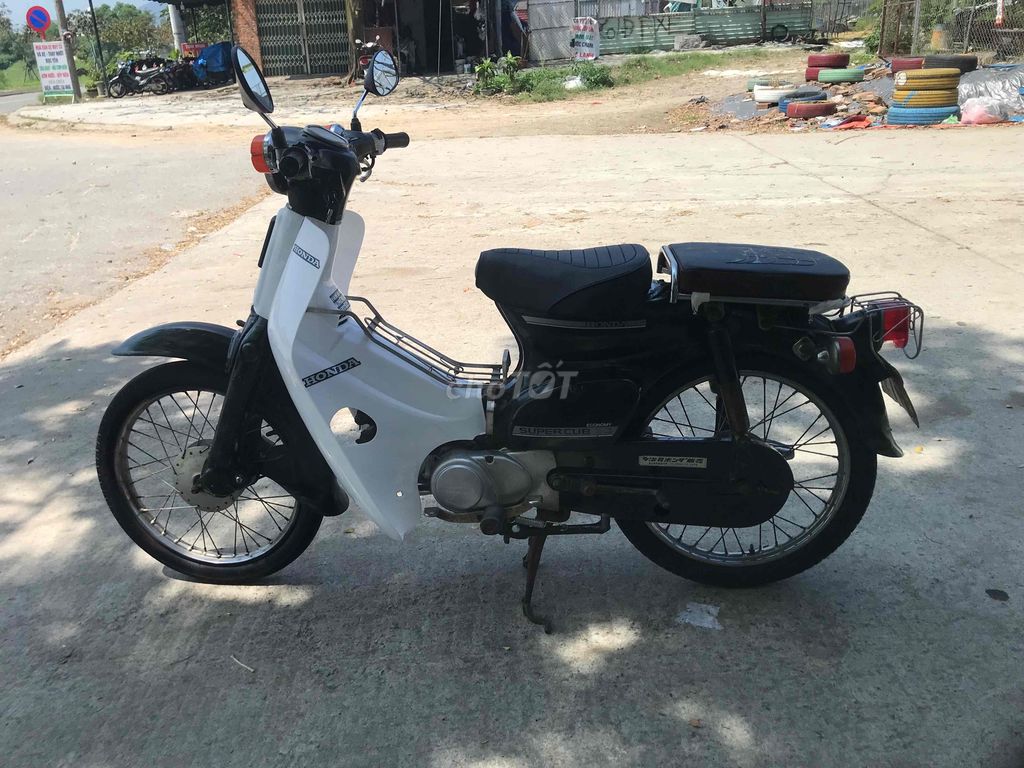 bán hon đa cub 50cc máy êm điện đen coi đầy đủ. Mua bán Xe máy tại Quận Thanh Khê Đà Nẵng được đăng bởi Bàn Chân Trần hình 5