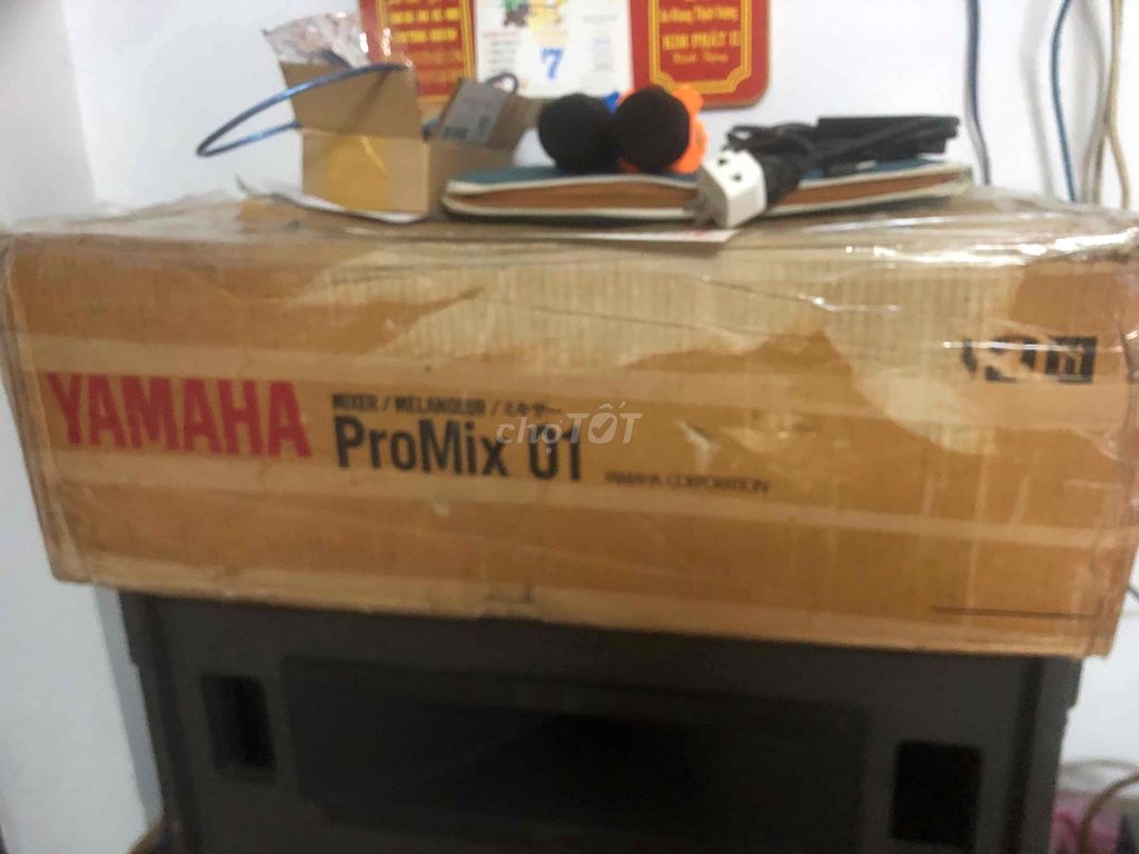 cần bán mixer Yamaha promix 01