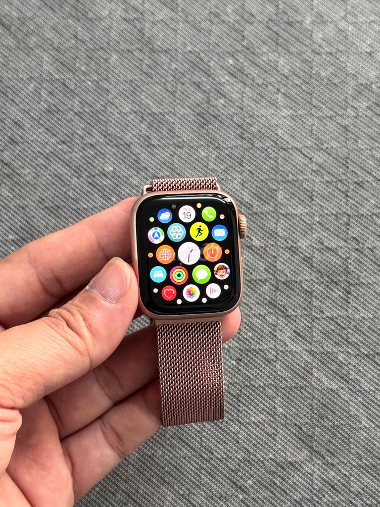 Apple Watch Series 4/40MM LTE Nhôm Hồng Mã LL/A