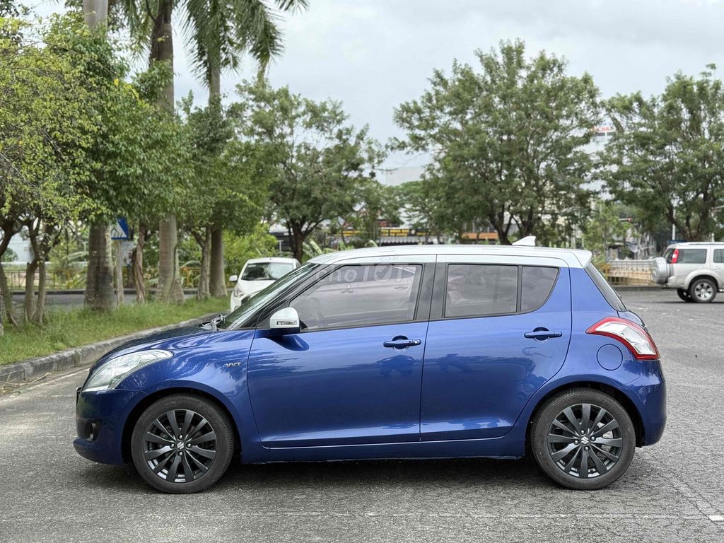 Suzuki Swift 2015 Special logo vàng. Mua bán Ô tô tại Quận Cẩm Lệ Đà Nẵng được đăng bởi Trọng Hiếu Đà Nẵng hình 9