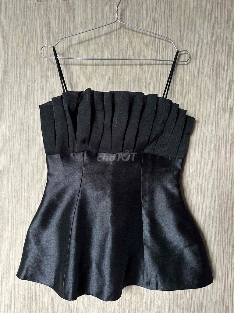 Áo dây Peace House local brand size M màu đe. Mua bán Quần áo tại Thành phố Thủ Đức Tp Hồ Chí Minh được đăng bởi LYB hình 1