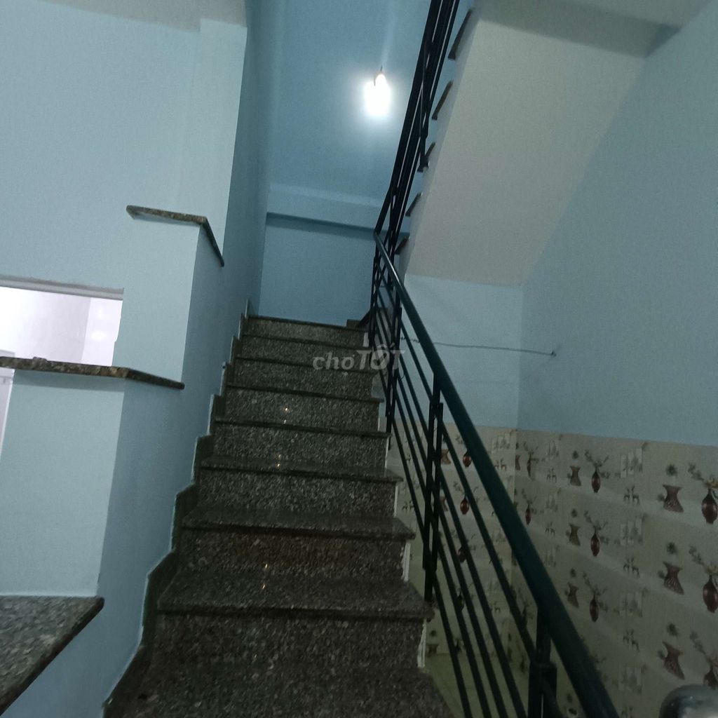 Аренда · 3 комн. · 100 м² · Huyện Bình Chánh, ул. Đường vĩnh lộc B ấp 6 xã Tân vĩnh lộc B bình chánh