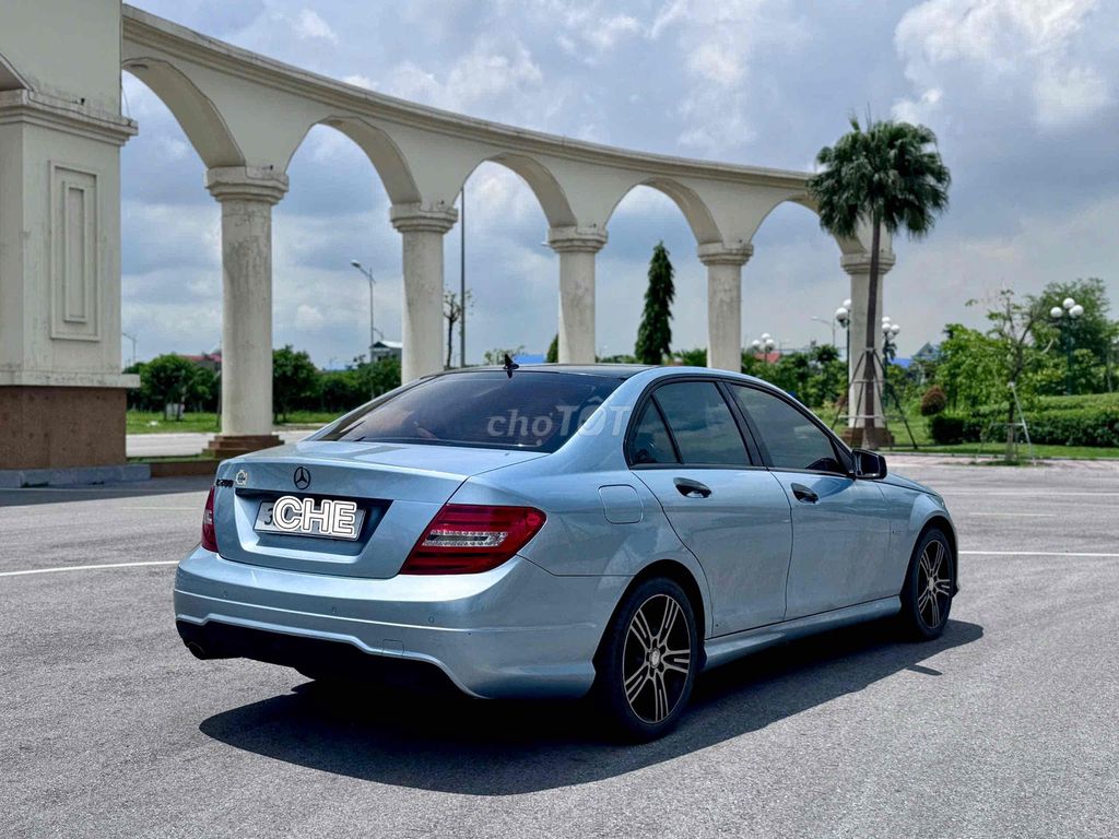 Mercedes Benz C Class 2013 C200 cực chất. Mua bán Ô tô tại Thị xã Kinh Môn Hải Dương được đăng bởi Dũng BMW hình 4