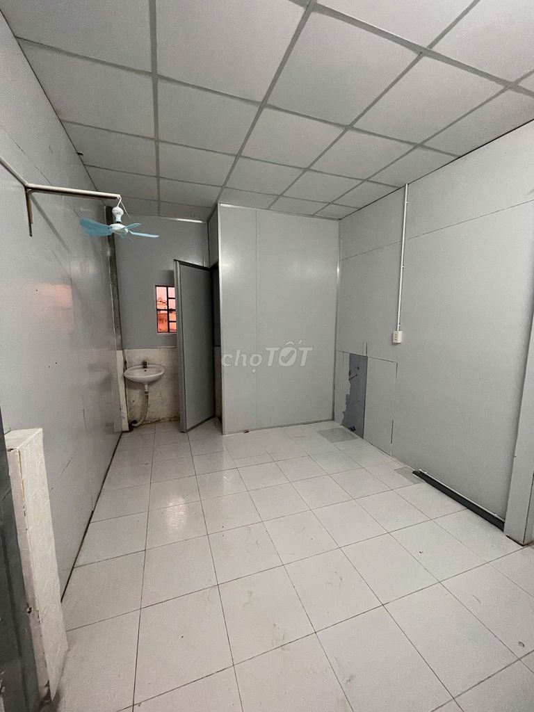 CHO THUÊ NHÀ GẦN GIGAMALL: 2PN - 2TOILET - GIÁ 8.5TR