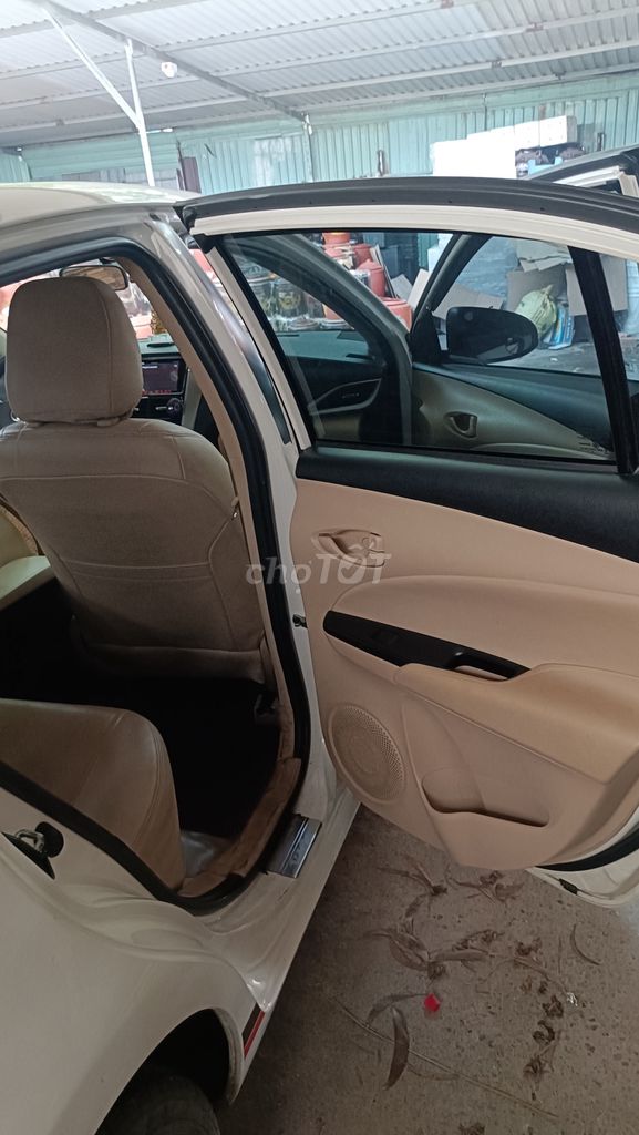 Toyota Vios 2018 механике белый 220 тыс. км