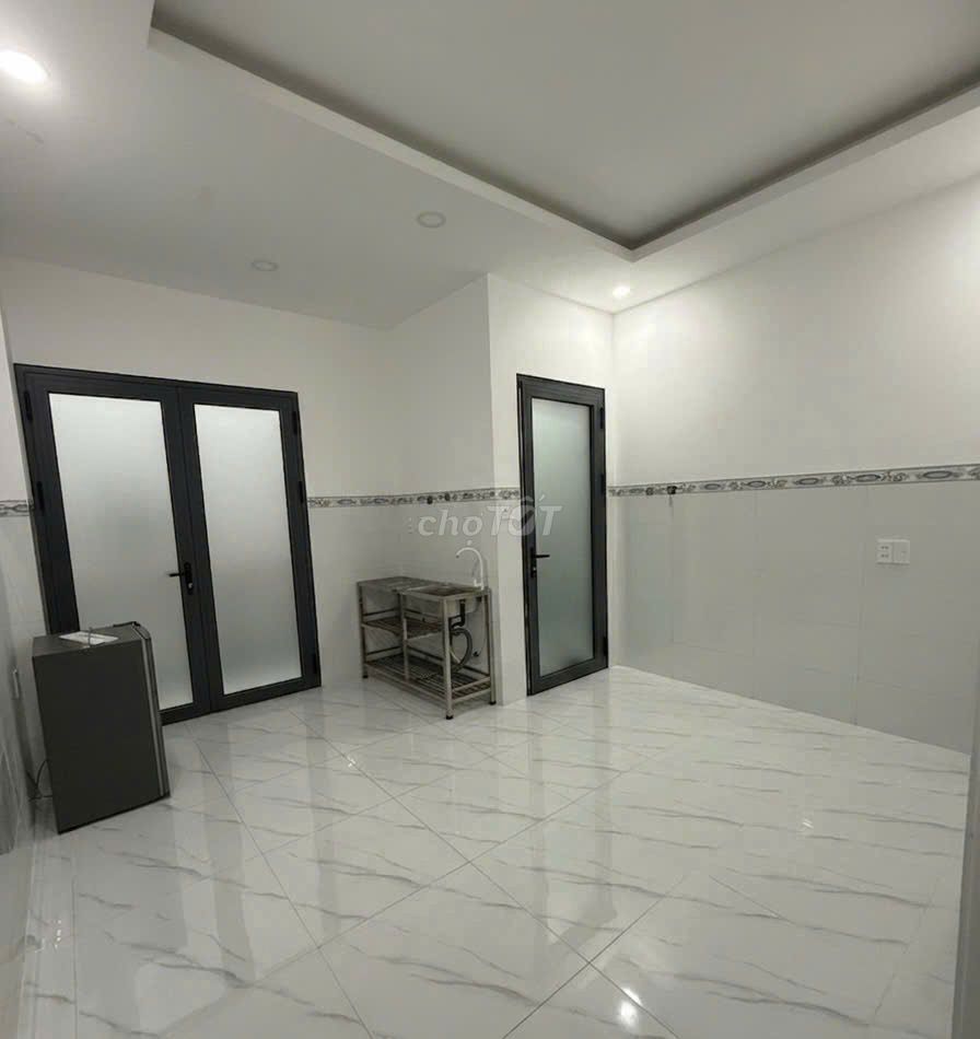 Tìm bạn nam ở ghép gần HCMUS