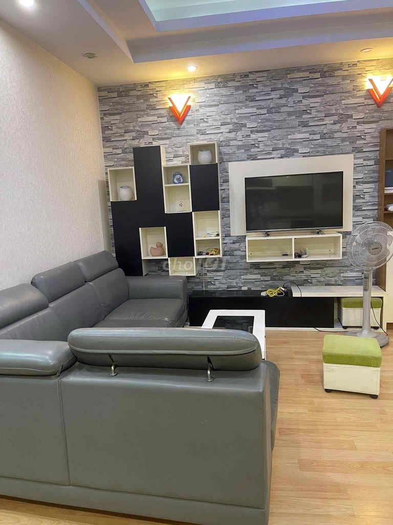 CHÍNH CHỦ CHO THUÊ CĂN HỘ 3PN 75m2 CHỈ 12tr NGAY CC KHÁNH HỘI 1