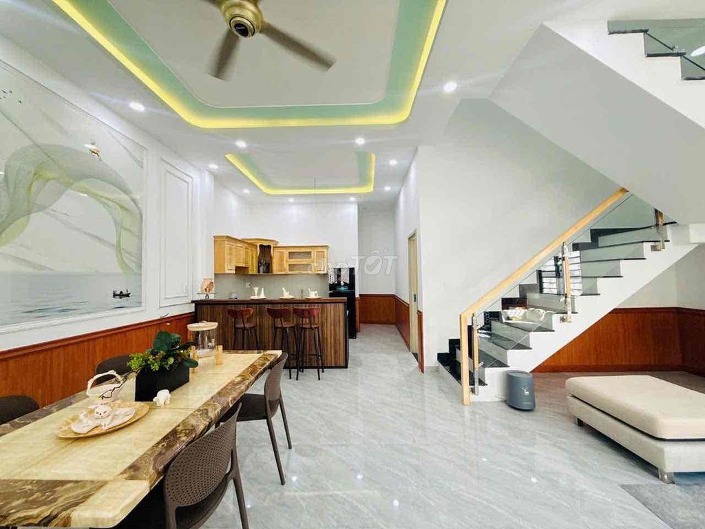 Cho Thuê Nhà Lầu ( 5PN- full nội thất ) P.Biên Hoà - Giá: 10tr