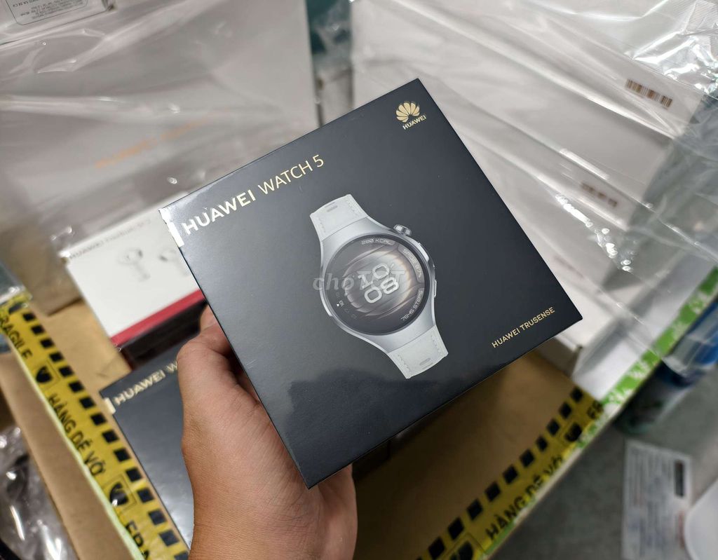 Huawei Watch5 esim NewSeal Chính Hãng BH 1 Năm. Mua bán Thiết bị đeo thông minh tại Quận Thanh Khê Đà Nẵng được đăng bởi Hung Nguyen Huawei Watch Chính Hãng tại Đà Nẵng hình 1