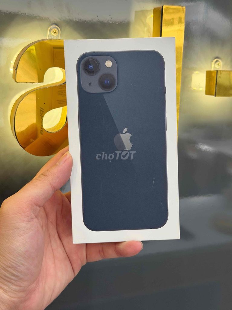 iPhone 13 128GB VN New Seal chưa kích Bh 12T TGDĐ. Mua bán Điện thoại tại Quận Ninh Kiều Cần Thơ được đăng bởi Quý Mobile Cần thơ hình 1