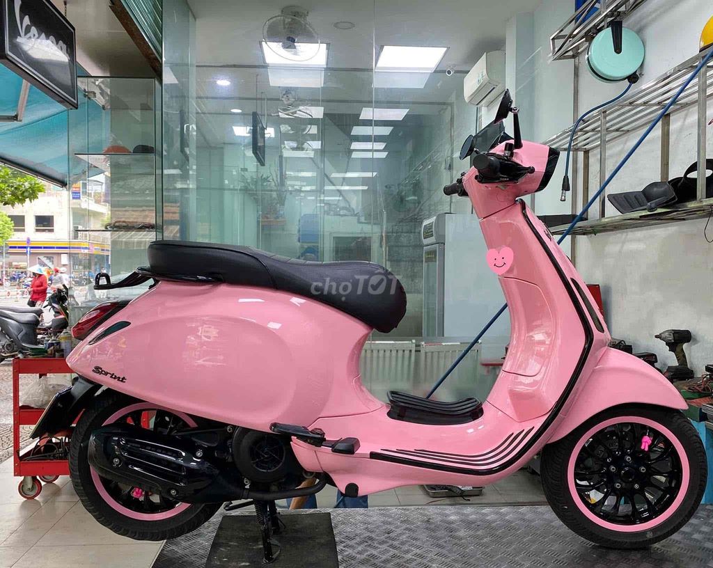 Bán Vespa Sprint 125, đời 2018, xe ít đi. Mua bán Xe máy tại Quận Bình Thạnh Tp Hồ Chí Minh được đăng bởi Nguyễn Tuyền hình 1