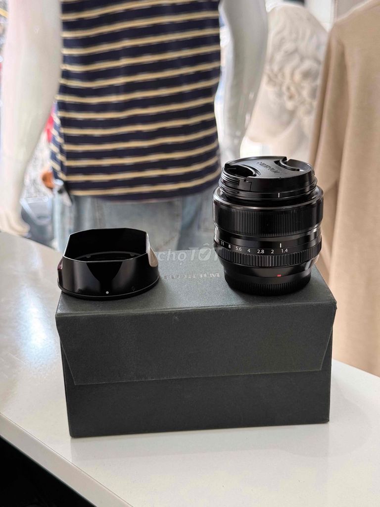 Fujifilm XF 35mm f1.4 fullbox. Mua bán Máy ảnh, Máy quay tại Quận Thanh Khê Đà Nẵng được đăng bởi Hoa Vo hình 1