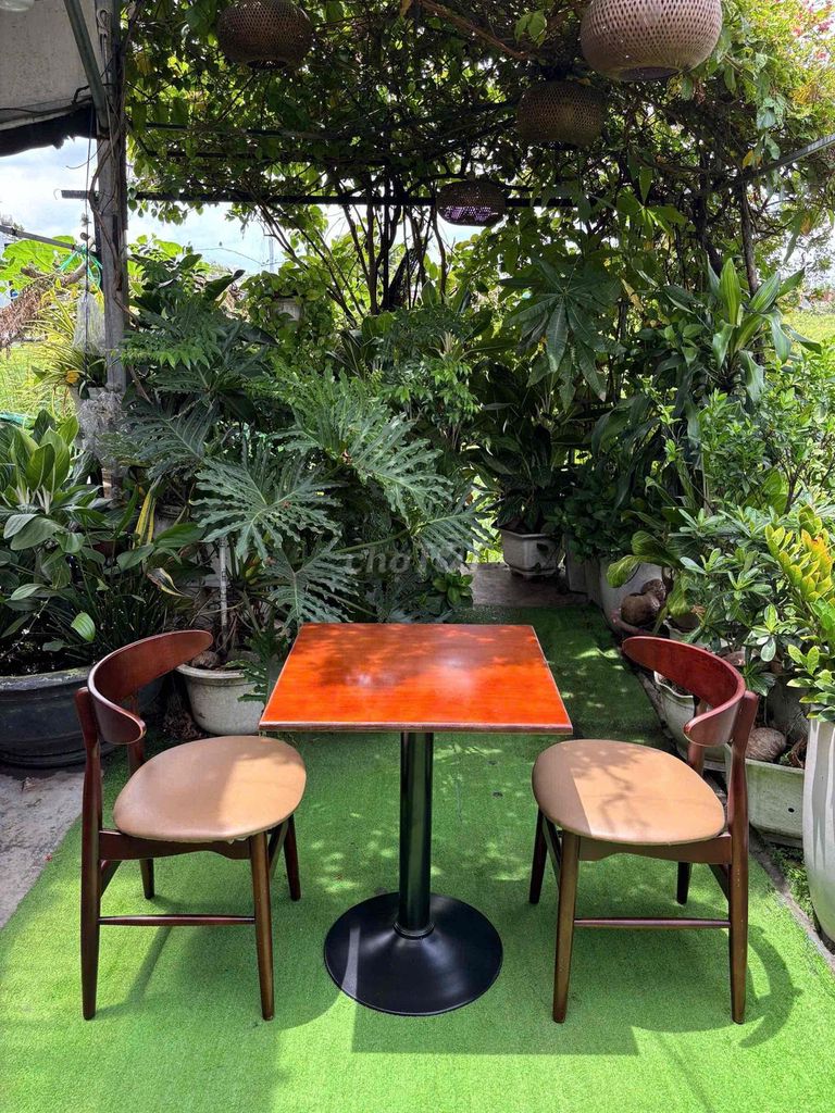 Mình cần thanh lý 5 bộ bàn ghế caffe 🍒☘️☘️. Mua bán Bàn ghế tại Huyện Bình Chánh Tp Hồ Chí Minh được đăng bởi Nhật Anh hình 1