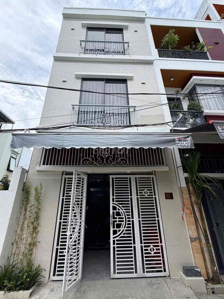 Furnished 3-storey house off Nguyễn Công Hãng — photo 5