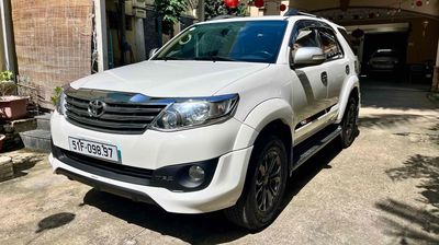 Toyota Fortuner 2.7V Sportivo TRD 2015