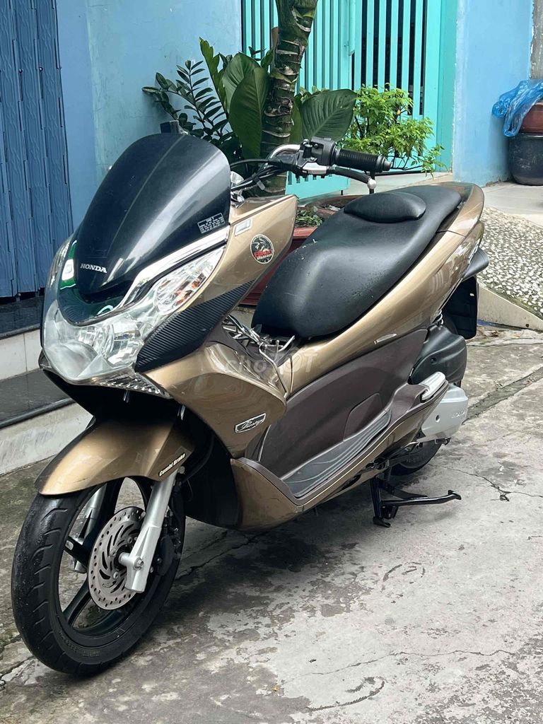 PCX 2011 bstp chính chủ. Đã rút hồ sơ cầm tay.