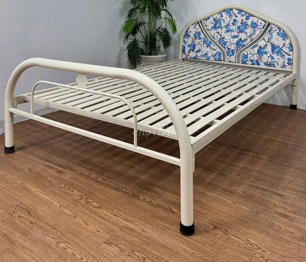 Giường sắt Giường sắt Giường sắt Giường sắt Giường. Mua bán Giường, chăn ga gối nệm tại Quận 4 Tp Hồ Chí Minh được đăng bởi LAN Nội Thất ATD hình 1