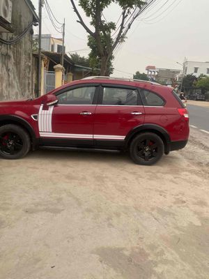 Chevrolet Captiva Đỏ 7 chỗ. Mua bán Ô tô tại Huyện Kiến Xương Thái Bình được đăng bởi Vượng Văn Vũ