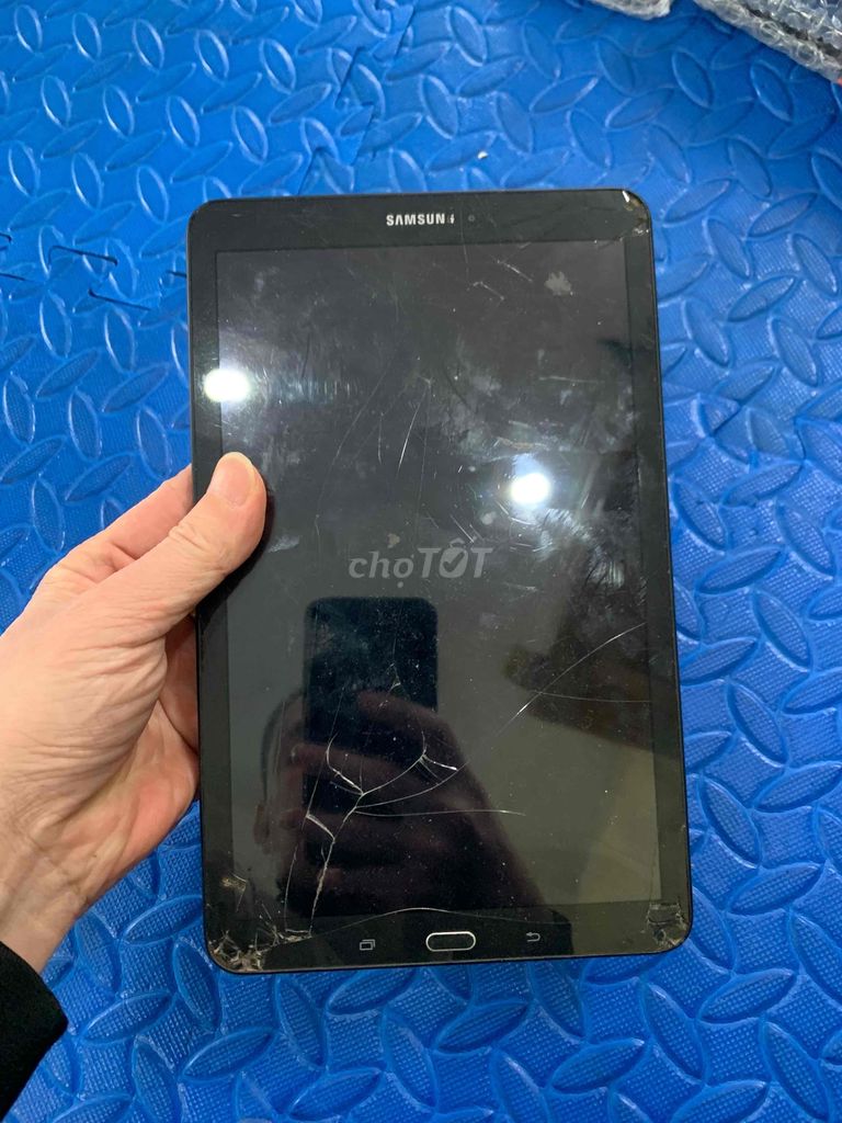 Bán Xác Samsung Tab E T561 lấy linh kiện