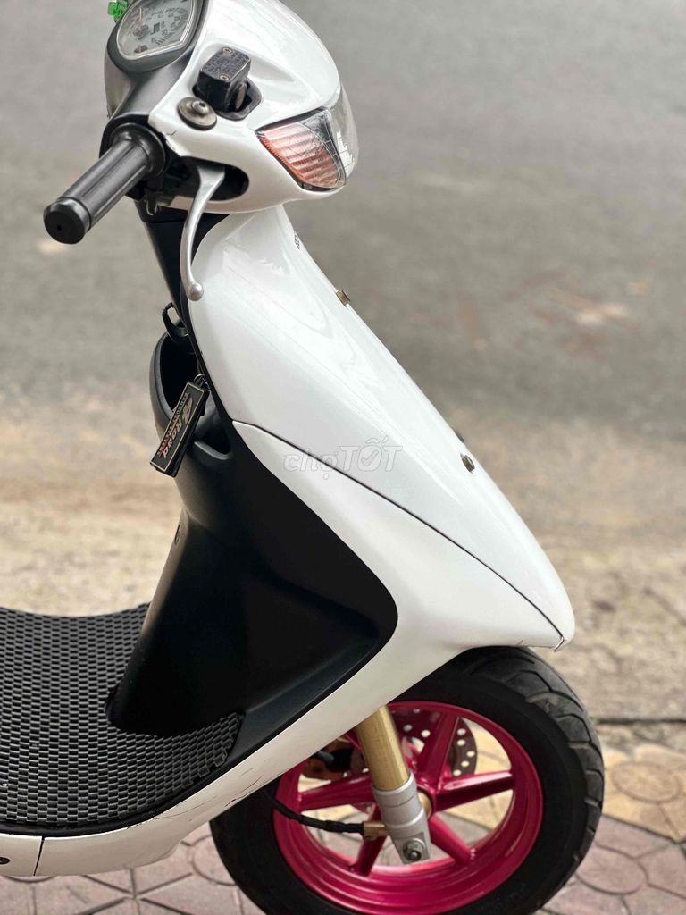 Honda Tay Ga 2 Thì 50 Phân Khối Ko Cần Bằng Lái. Mua bán Xe máy tại Quận 1 Tp Hồ Chí Minh được đăng bởi Hien hình 10