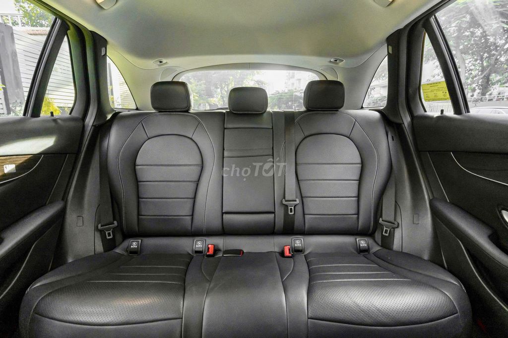 Mercedes Benz GLC 2021 200 - 55000 km. Mua bán Ô tô tại Thành phố Thủ Đức Tp Hồ Chí Minh được đăng bởi Trường Nguyễn Xe Sang hình 12