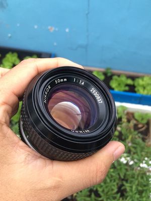 Lens Nikon khẩu lớn 50f1.4