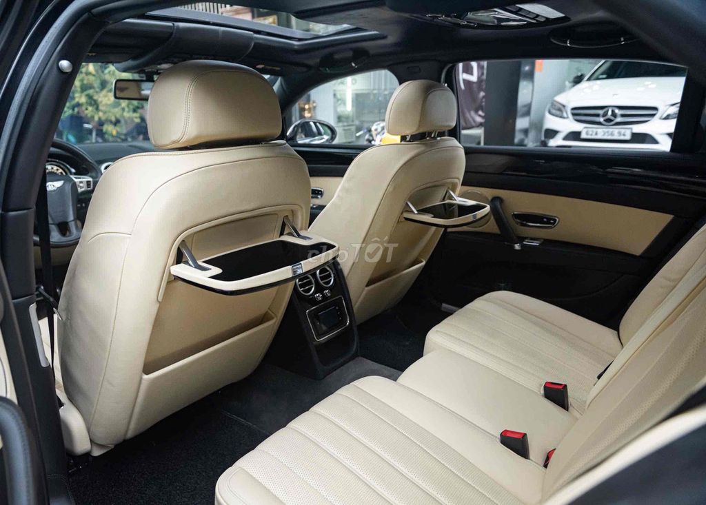 Bentley Flying Spur 2014 - 1 chủ - 45.000 km. Mua bán Ô tô tại Quận 7 Tp Hồ Chí Minh được đăng bởi Thật Nguyễn LongAnh Auto hình 12