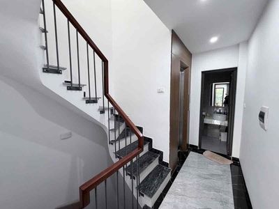 Townhouse 34 m² · 4 bed · Đường Hữu Hoà
