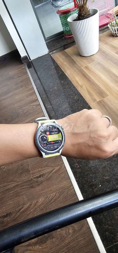 Amazfit Cheetah Trắng . Mua bán Thiết bị đeo thông minh tại Quận 7 Tp Hồ Chí Minh được đăng bởi Phuong Nguyen hình 1