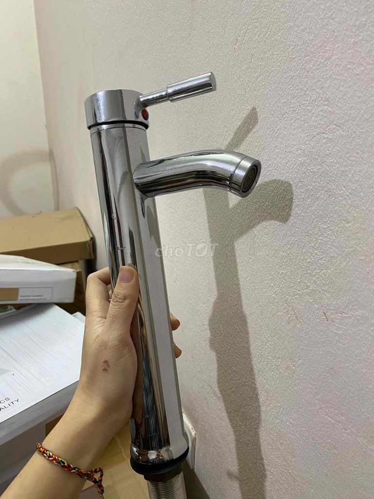 Thanh lý Chuyển Kho vòi lavabo 30cm