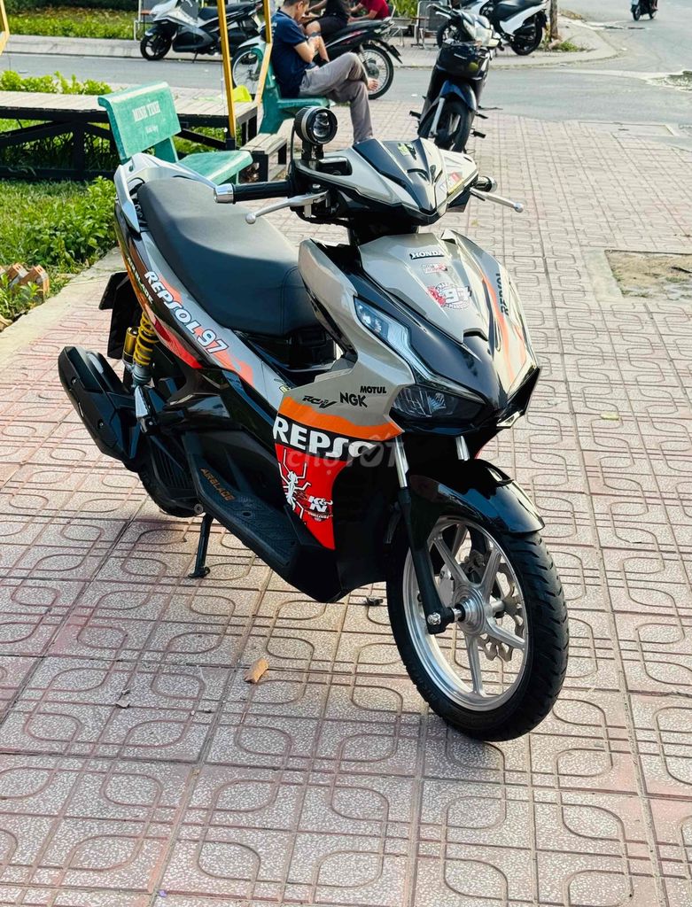 honda ab 125cc xám xi măng xe máy zin nguyên bản. Mua bán Xe máy tại Quận Gò Vấp Tp Hồ Chí Minh được đăng bởi CHXM 86 chuyên bán xe trả góp hình 2
