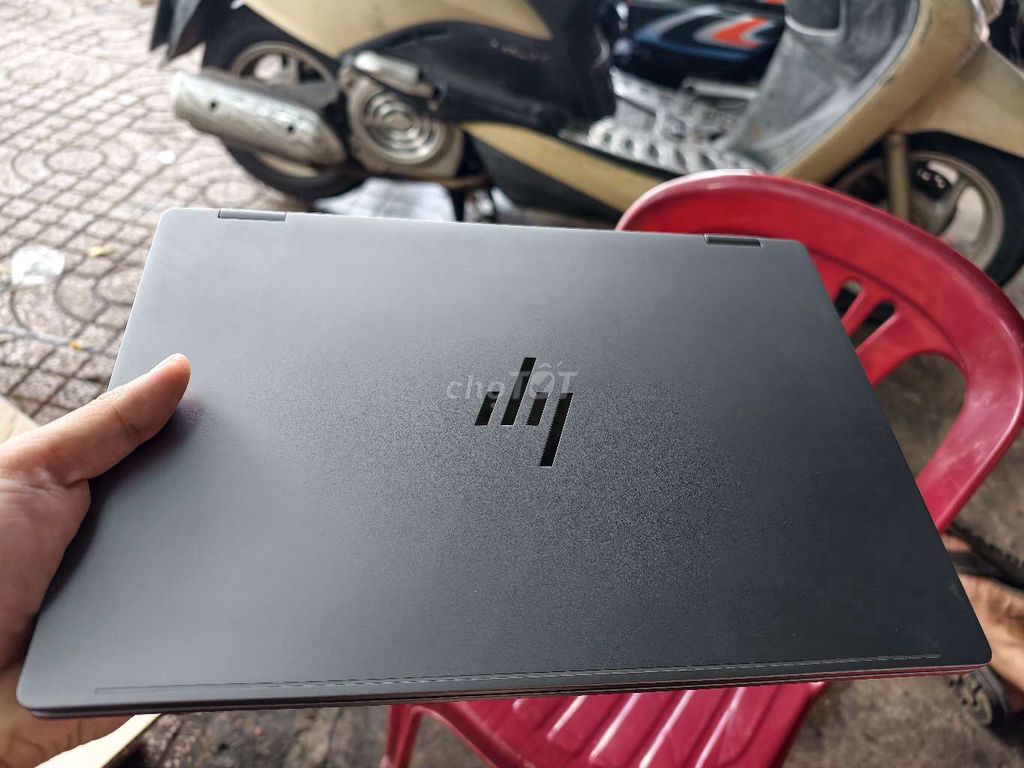HP OmniBook X AMD Ryzen AI 5 16GB 2K Xoay gập. Mua bán Laptop tại Thành phố Đồng Xoài Bình Phước được đăng bởi Phạm Gia hình 1