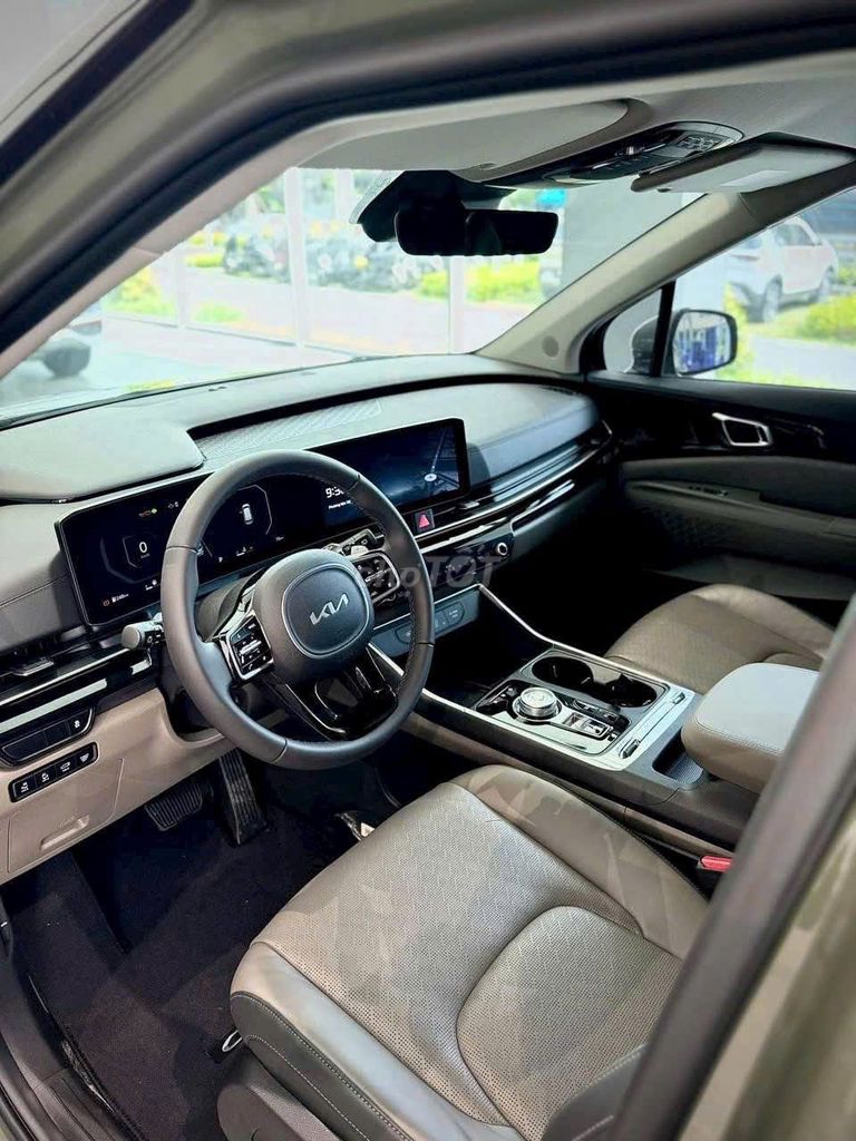 New Carnival 2.2D Premium 8S KM tiền mặt 100 tr. Mua bán Ô tô tại Thành phố Thủ Dầu Một Bình Dương được đăng bởi Lương Xuân Hoàng KIA hình 3