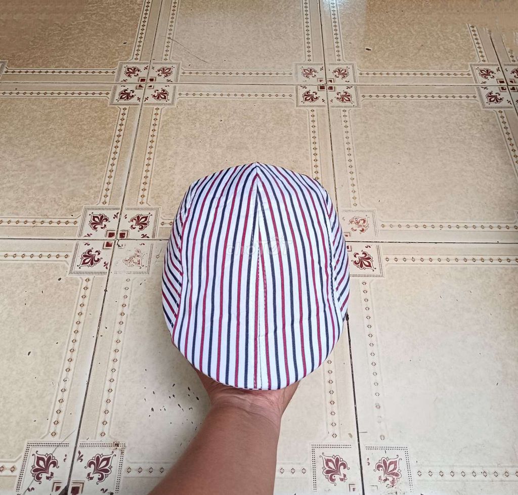 Mũ beret Zara Nam Sọc đỏ trắng xanh. Mua bán Phụ kiện thời trang khác tại Huyện Hóc Môn Tp Hồ Chí Minh được đăng bởi Phát Đồ Si hình 1