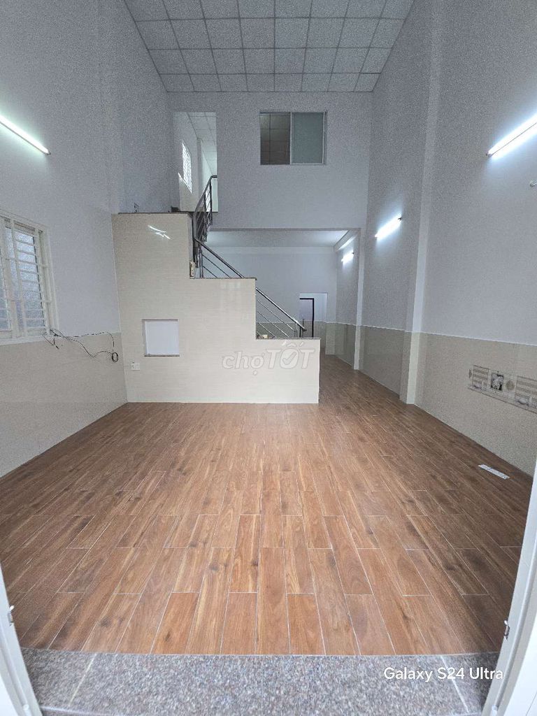 ✅ Cho thuê nhà mới giáp Tân Phú – 5x17m lửng đúc, 2 PN 2 WC, ở ngay