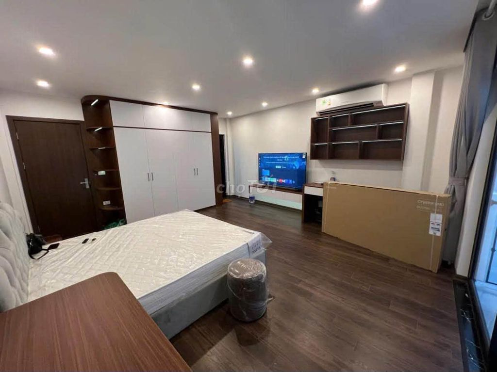 Продажа 40-метрового дома Cau Giay, 7 этажей, лифт, недавно построенный 10,6 миллиарда долларов