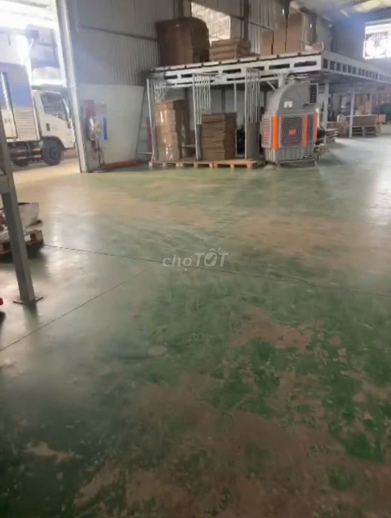 Bán gấp nhà xưởng trên đất 1900m2 đường lớn tại Đức Hoà Thượng,Long An. Mua bán văn phòng, mặt bằng kinh doanh tại Huyện Đức Hòa Long An được đăng bởi Chợ Địa Ốc hình 5