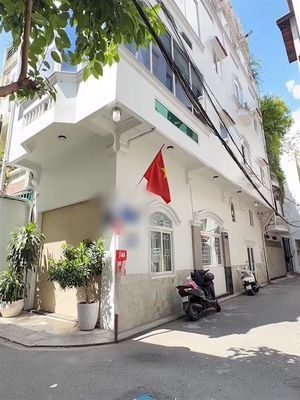 HOÀNG VĂN THỤ- KỀ VINCOM CỘNG HÒA-CĂN GÓC 2 MẶT HẺM XE HƠI- 55M²-5TẦNG